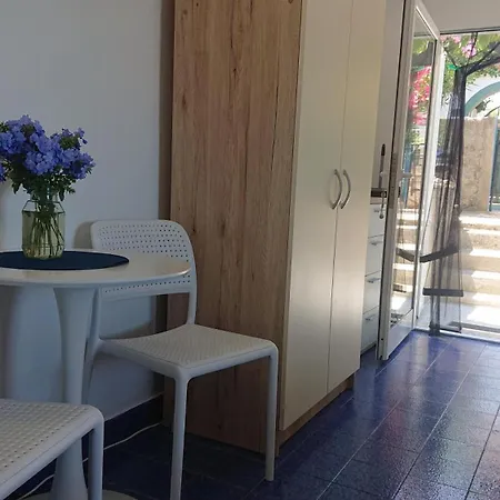Antonieta Apartment